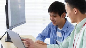 fake Canada job offer warning signs for foreign applicants